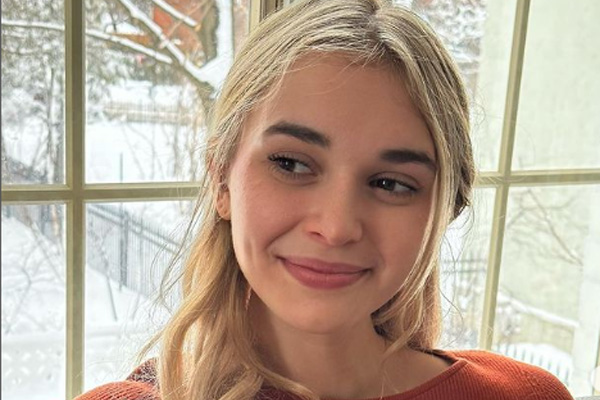 Nikki Roumel Bio - Age, Movies, Net Worth, Height, Instagram, Dating