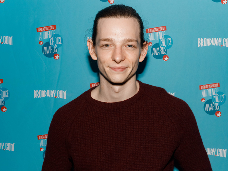 Mike Faist Biography, Early Life, Education, Career, Award, Net Worth